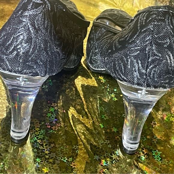 Pierre Dumas BLACK Mesh with CLEAR heels Formal - Picture 5 of 12